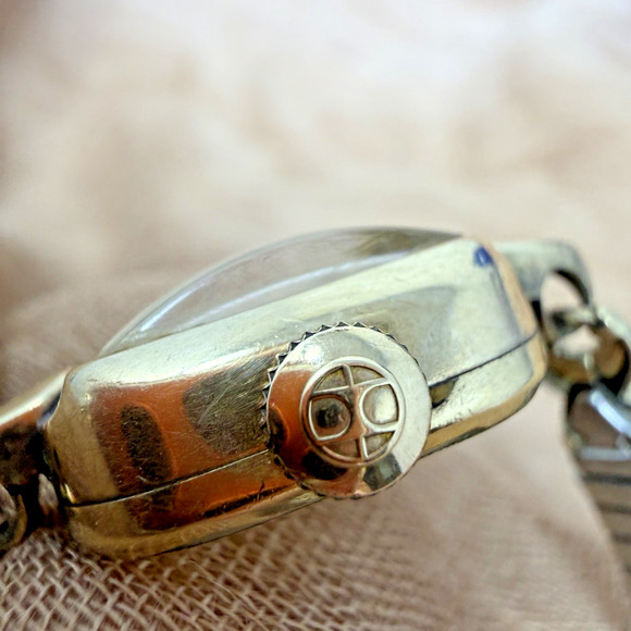 Vintage Hamilton Ladies Watch 10K Gold Filled Art Deco USA Stretch Band main image 7